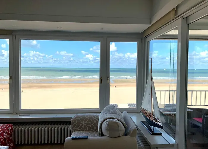 Апартаменти Residentie Rapallo With Fantastic Sea View!